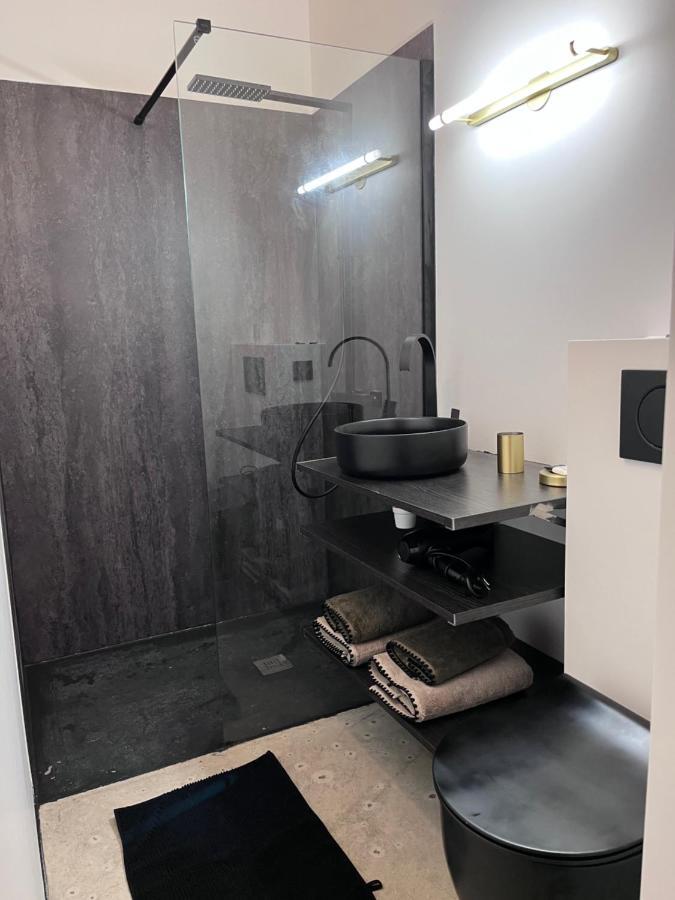 圣莫里斯堡Refuges Sous Les Toits住宿加早餐旅馆 外观 照片